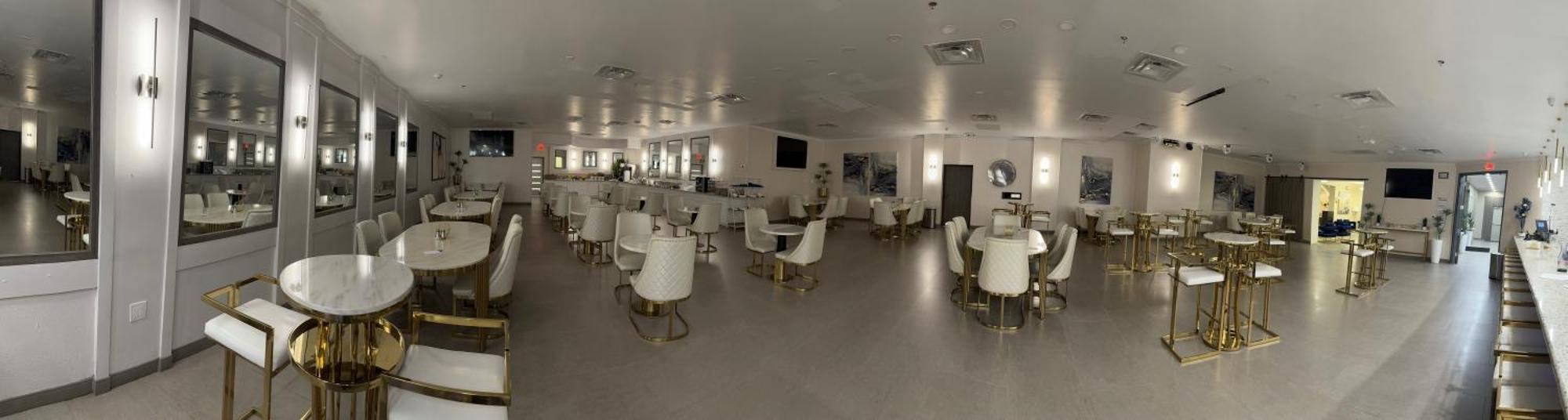 Hotel Ramada By Wyndham Dfw Airport 4*